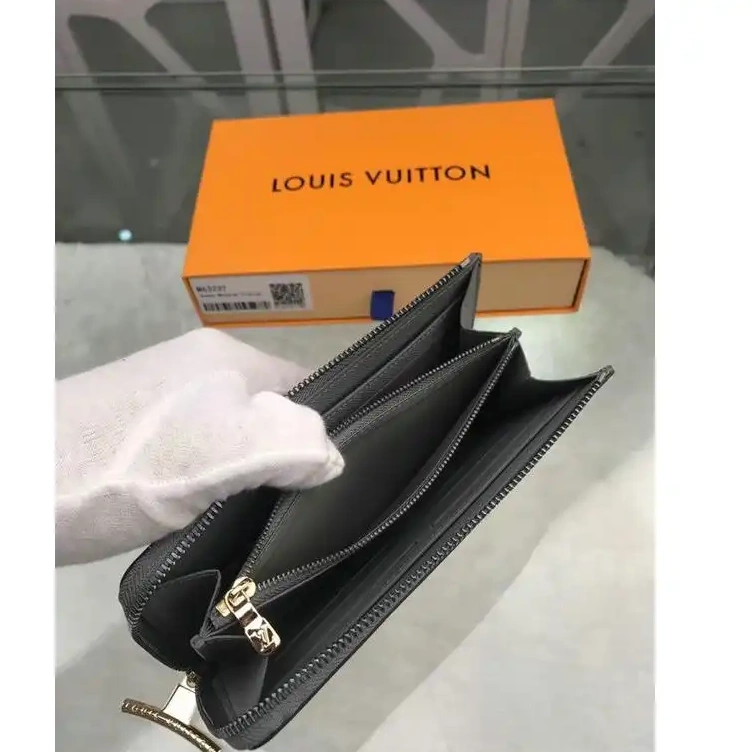 Brother Sam 19T1L0596 LV Bags 0512